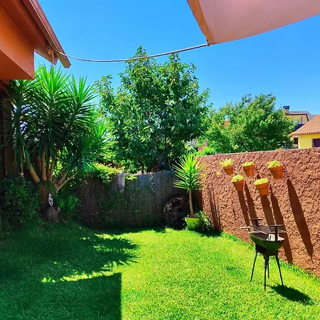 Tranquila Casita De Invitados En Con Chimenea