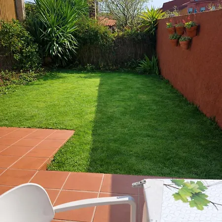 Tranquila Casita De Invitados En Con Chimenea Сasa de vacaciones Vigo